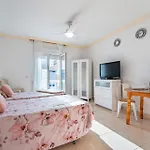 Malagasuite El Levante Апартаменти