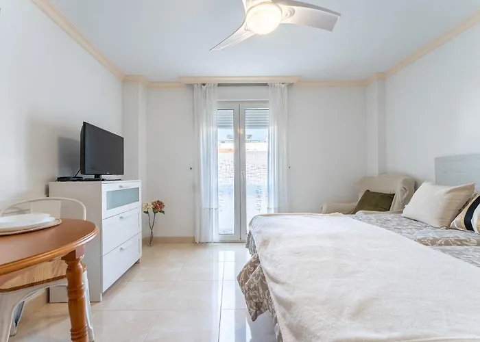 Malagasuite El Levante Apartment *